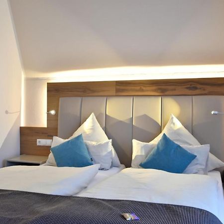 Hotel & Restaurant Zum Deutschen Hause Kirchhatten エクステリア 写真